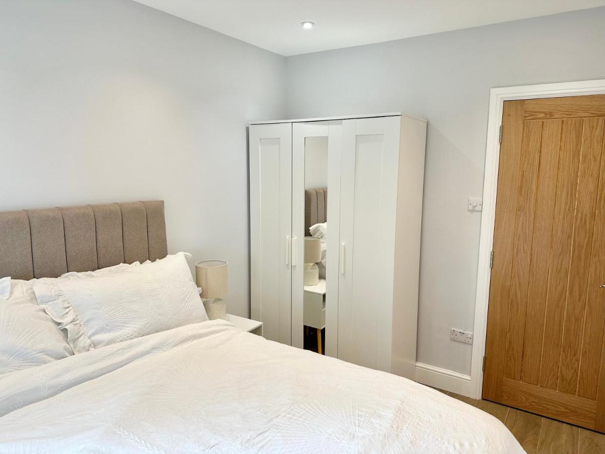 Little Vine - Beautiful Ground Floor Flat In South London Daire Sutton  Dış mekan fotoğraf